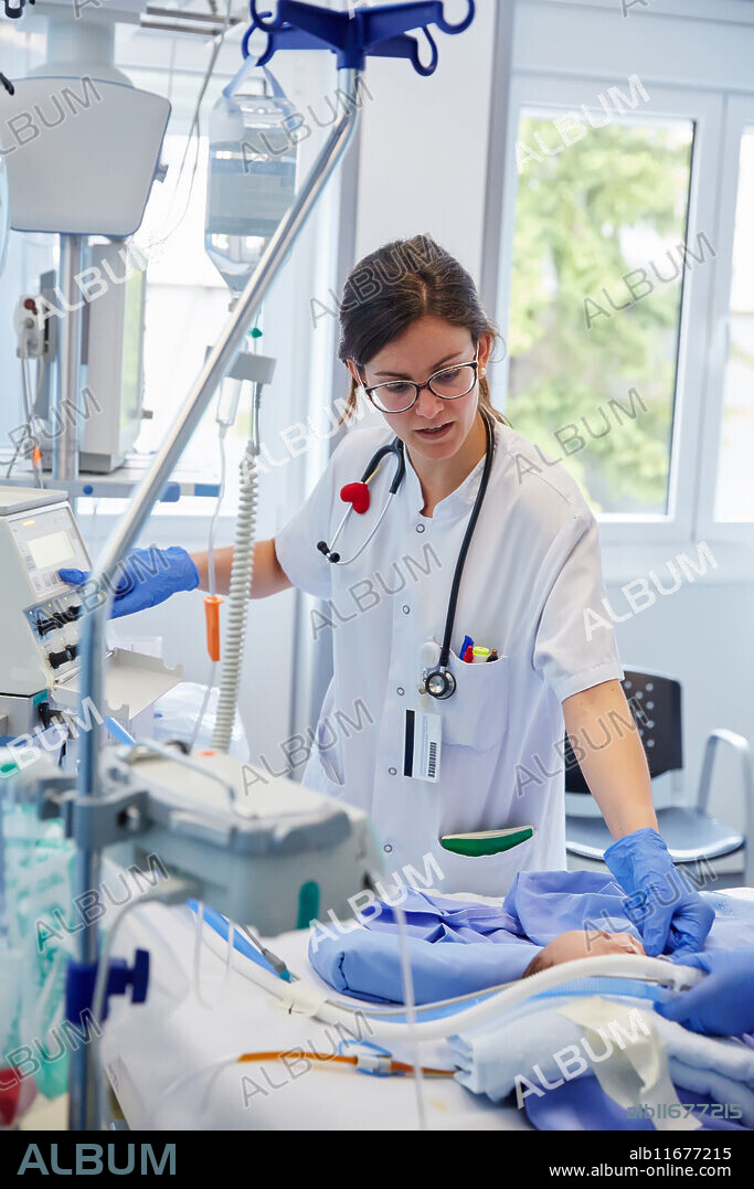 Medical care, Neonate Intensive care Unit, ICU, Hospital Donostia, San Sebastian, Gipuzkoa, Basque Country, Spain.