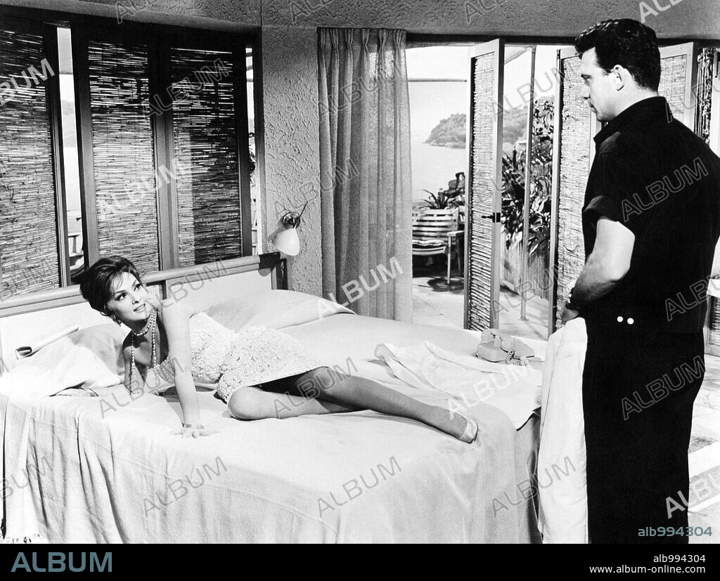GINA LOLLOBRIGIDA in GO NAKED IN THE WORLD, 1961. Copyright M.G.M.