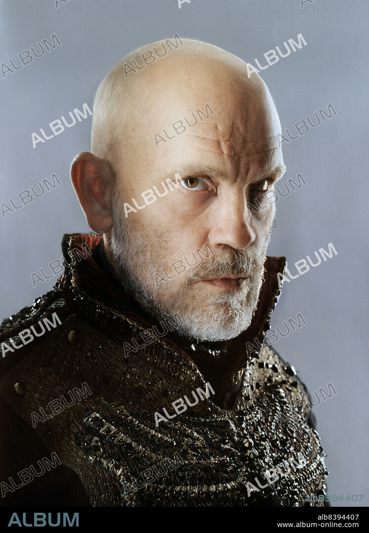 JOHN MALKOVICH in ERAGON, 2006, directed by STEFEN FANGMEIER. Copyright 20TH CENTURY FOX.