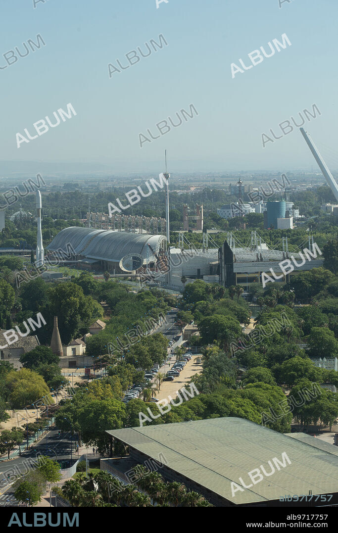 Sevilla, 06/07/2018. Vista Aérea de la cartuja desde torre Sevilla. Foto: Vanessa Gómez Archsev.