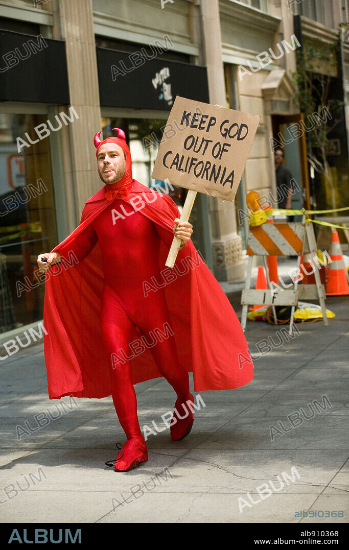 CHRIS PONTIUS en JACKASS DOS. TODAVIA MAS, 2006 (JACKASS: NUMBER TWO), dirigida por JEFF TREMAINE. Copyright PARAMOUNT PICTURES/MTV FILMS/DICKHOUSE PRODUCT./LYNCH SIDERO / KALLER, BEN.