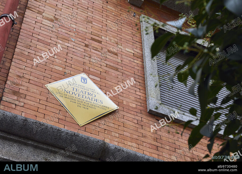 Madrid, 23/09/2021. Calle Toledo, 83. Barrio de la Latina. Edificio donde antiguamente estaba el Teatro Novedades. Foto: Guillermo Navarro. ARCHDC.