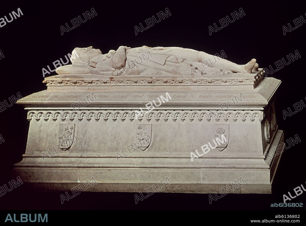 SEPULCRO DE SANCHO VII EL FUERTE (1194-1234) EN LA SALA CAPITULAR O CAPILLA DE SAN AGUSTIN DE LA COLEGIATA DE RONCESVALLES.