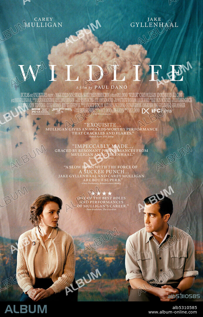 CAREY MULLIGAN and JAKE GYLLENHAAL in WILDLIFE, 2018, directed by PAUL DANO. Copyright Nine Stories Productions / Sight Unseen Pictures.