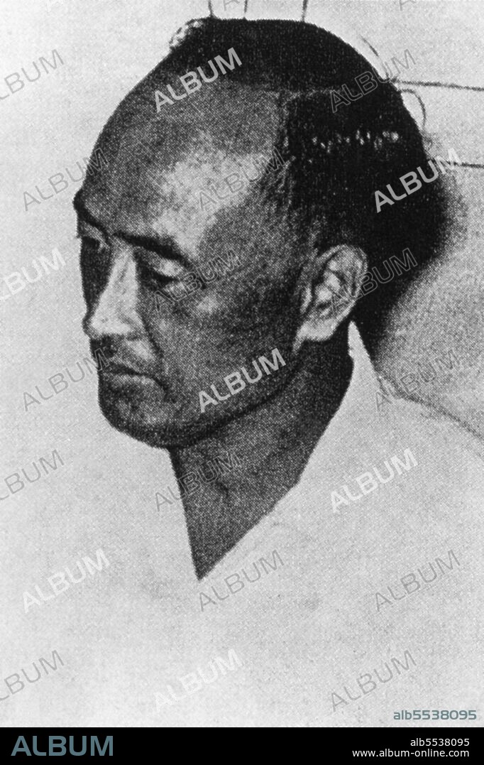 Chinese Nationalist troops entered Thailand in the 1960s and were divided into three main groups. The KMT 5th Army, numbering just under 2,000 men and commanded by General Tuan Shi-wen, established an armed camp on Doi Mae Salong close by the Burmese frontier in Chiang Rai Province. The KMT 3rd Army, numbering around 1,500 men under the command of General Li Wen-huan, made its headquarters at the remote and inaccessible settlement of Tam Ngop, in the farthest reaches of Chiang Mai Province. Finally a smaller force of about 500 men, the KMT 1st Independent Unit under General Ma Ching-kuo, acted as a link between the two main factions, reporting directly to Taiwan. All three groups were considered to be 'Haw' by the Thais, though of the three commanding officers only one, General Ma Ching-kuo, was a Muslim.