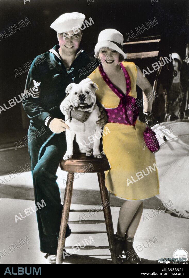 James Hall (1900-1940) and Clara Bow (1905-1965), American actors, 20th century. Bow was widely recognised as an archetypal flapper and was the original 'It Girl'.