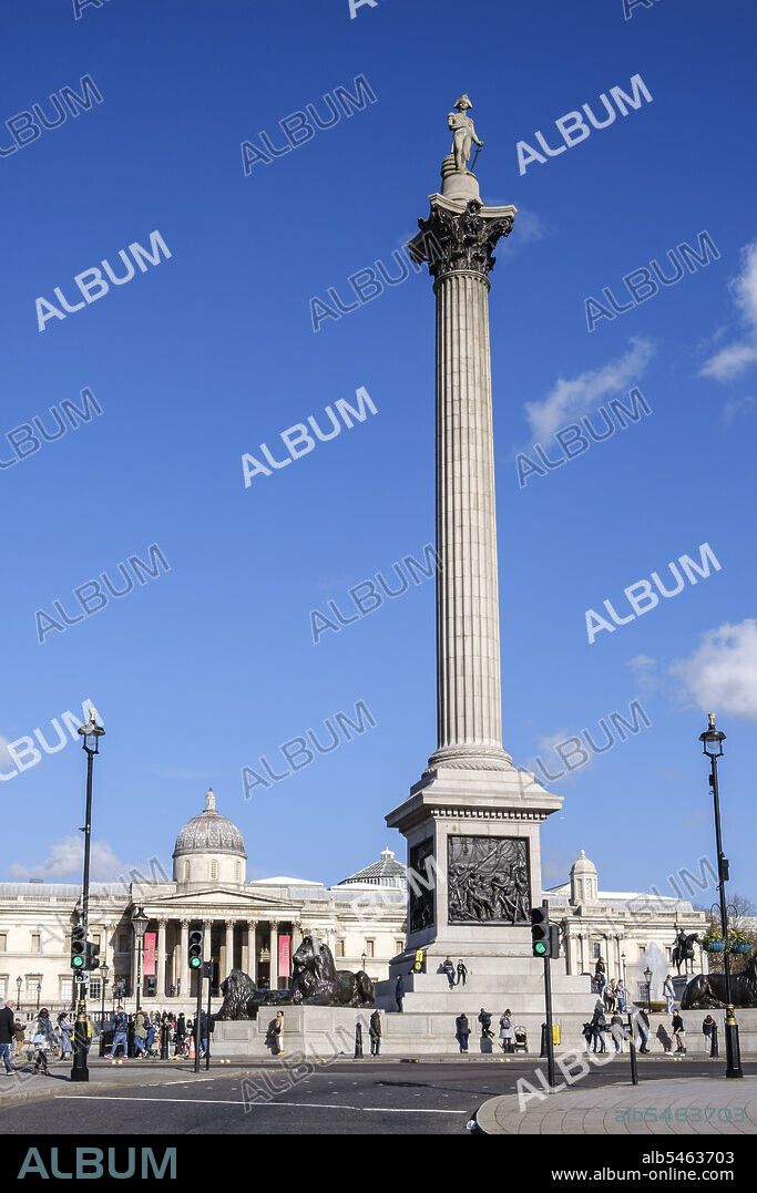 Nelson's Column, a tribute to Horatio Nelson, erected between 1840 and 1843, Trafalgar Square, London, England, Great Britain.