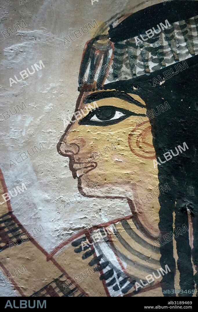Egipto. Tumba 96 Sennefer o Sennofer. Está situada en Sheikh Abd el-Qurna bajo la denominación TT 96,en la necrópolis tebana, en la orilla oeste del Nilo, frente a Luxor.