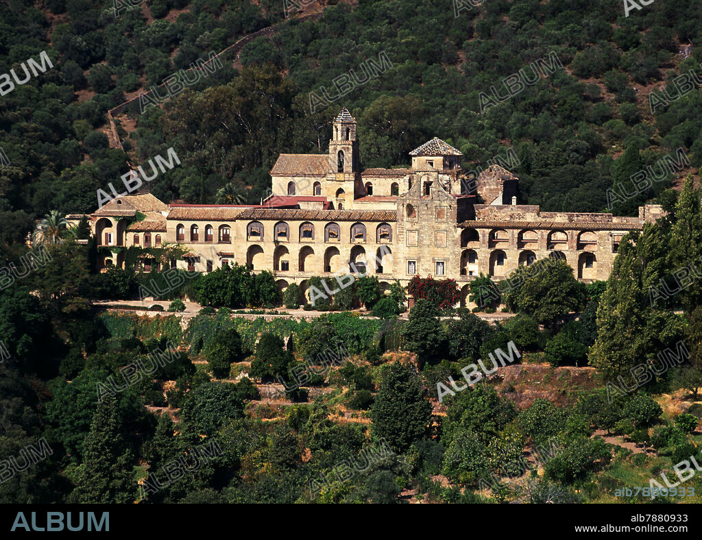 PANORAMICA DEL MONASTERIO DE LOS JERONIMOS EN EL VALLE DEL VALPARAISO.