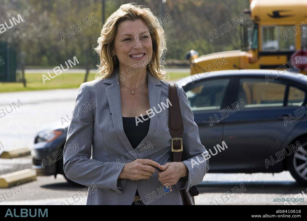 TATUM O'NEAL in FAB FIVE: THE TEXAS CHEERLEADER SCANDAL, 2008, directed by TOM MCLOUGHLIN. Copyright FOX TELEVISION STUDIOS.