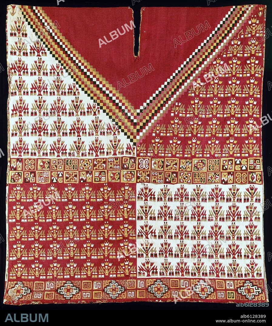 CAMISA DE ALGODON CON FLORES ASOCIADAS A LA REALEZA INCA - HALLADA EN PACHACAMAC - 1400-1533.