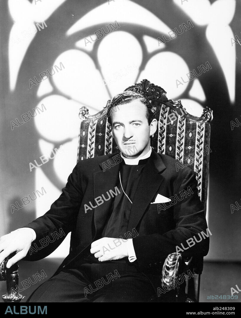 DAVID NIVEN en LA MUJER DEL OBISPO, 1947 (THE BISHOP'S WIFE), dirigida por HENRY KOSTER. Copyright RKO.