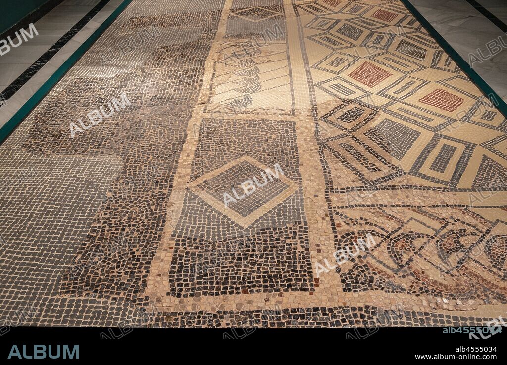 mosaico con decoracion geometrica, Opus tessellatum, siglos III - IV d.C, calle la Enramada, Calahorra, Museo de la Romanización, Calahorra, La Rioja , Spain, Europe.