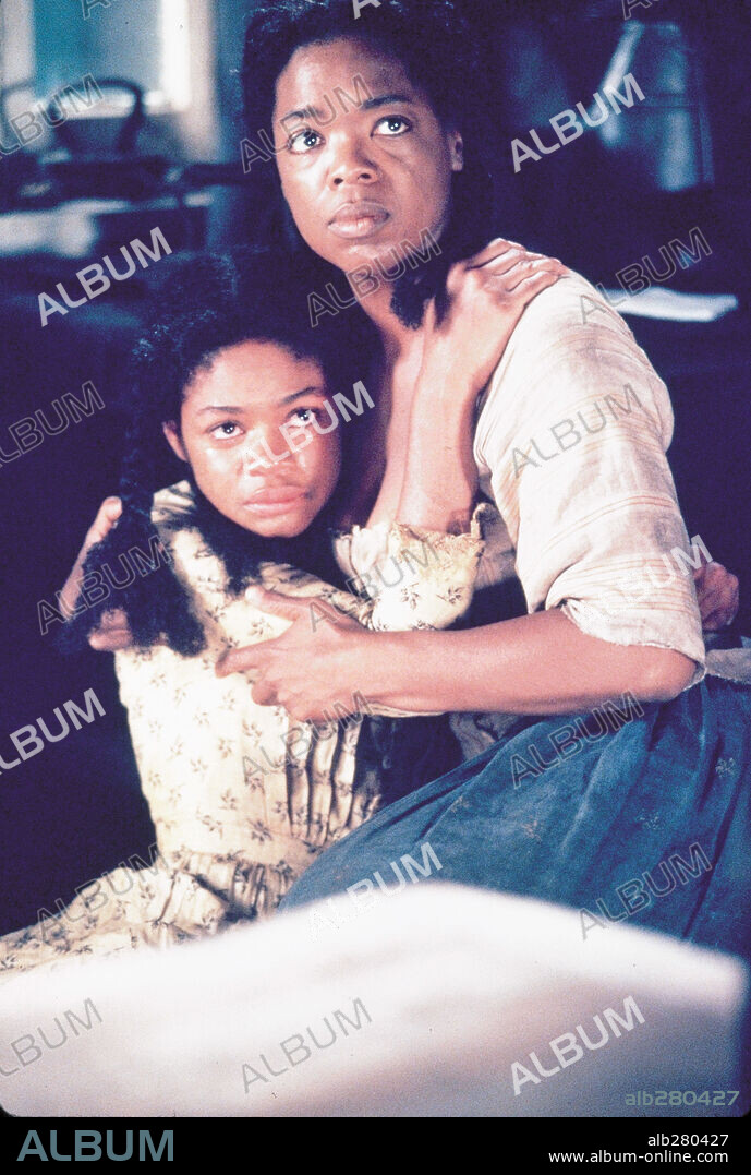 OPRAH WINFREY en BELOVED, 1998, dirigida por JONATHAN DEMME. Copyright TOUCHSTONE PICTURES / REGAN, KEN.
