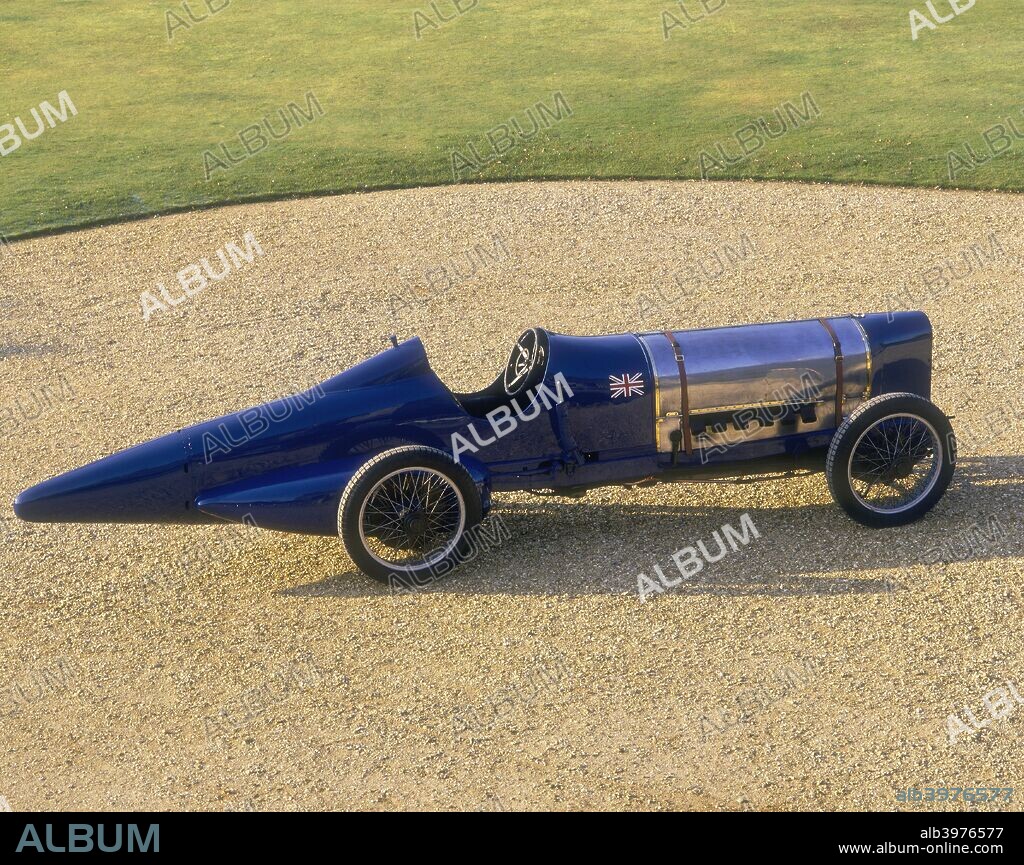 1920 Sunbeam 350 hp racing car. This Sunbeam began a new era of aero-engined Land Speed Record cars. The car was first raced at Brooklands in 1920 and two years later Kenelm Lee Guinness drove it to a new World Land Speed Record of 129.171 mph (207.88 kph) on the Brooklands track. This was the last time Brooklands was used for this purpose. Then the greatest of all record breakers, Malcolm Campbell, bought the car, renamed it Bluebird and went on to set the first two of his nine records. At Pendine Sands, Wales, in 1924 he attained 146.16 mph (235.226 kph) and in 1925 reached 150.766 mph (242.635 kph).