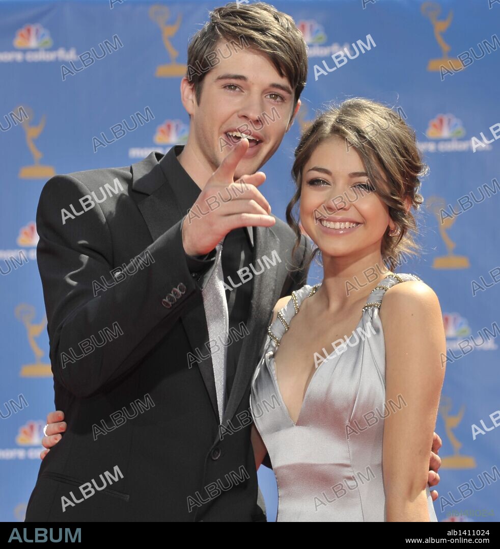 Aug 28, 2010 - Los Angeles, California, U.S. - MATT PROKOP and SARAH HYLAND arrives for the 62nd Primetime Emmy Awards show. 28/08/2010