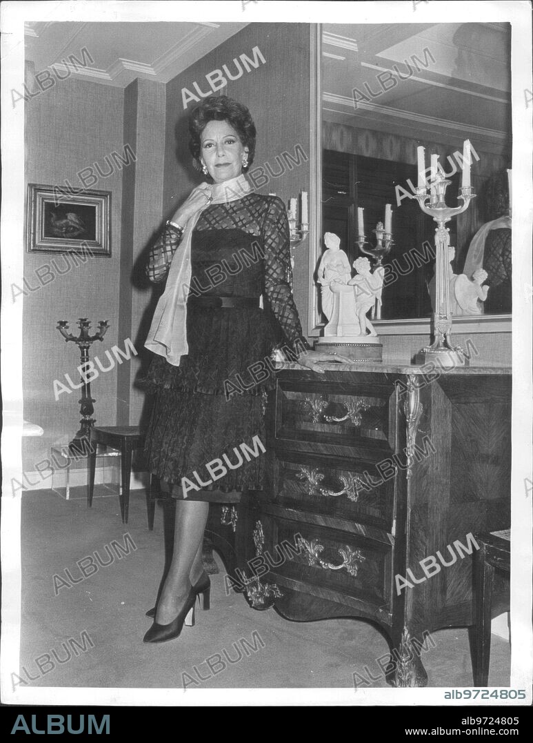 1975. An image of the actress Conchita Montes.