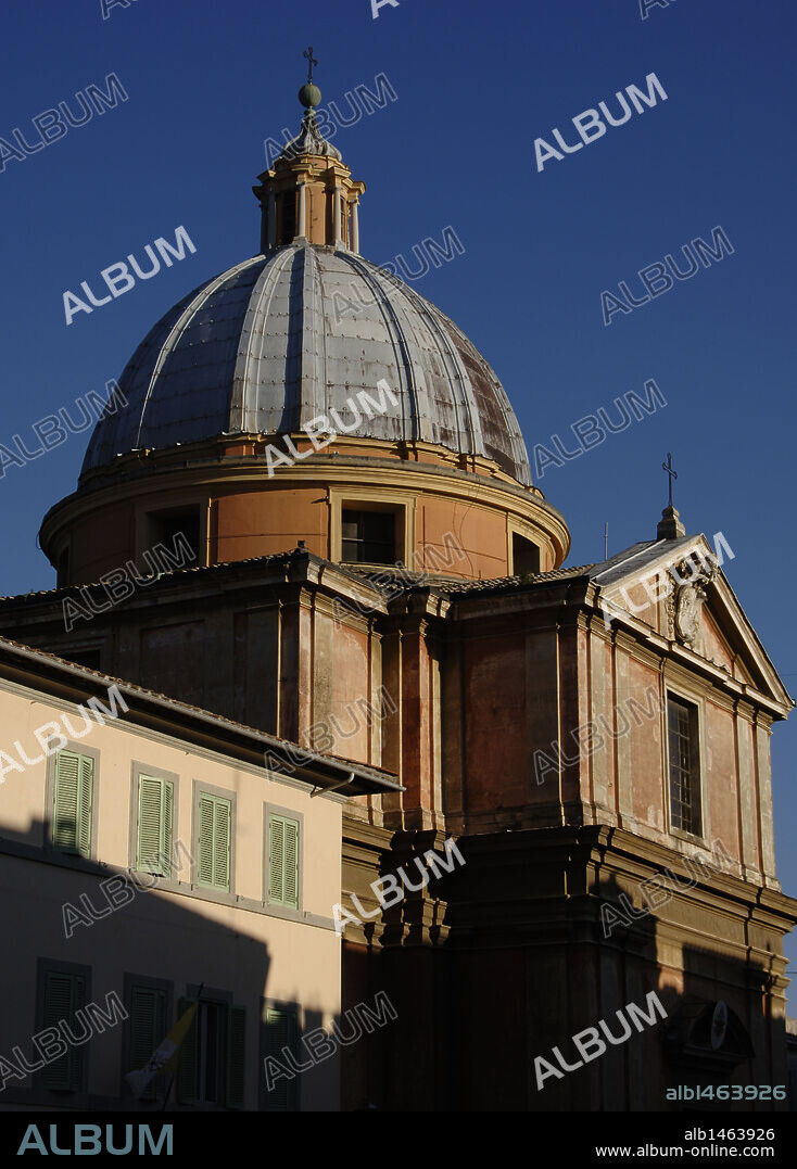 ARTE BARROCO. ITALIA. IGLESIA DE SAN TOMMASO DA VILLANOVA. Construída entre 1658 y 1661 por Gian Lorenzo Bernini. Exterior. Castel Gandolfo. Lacio.