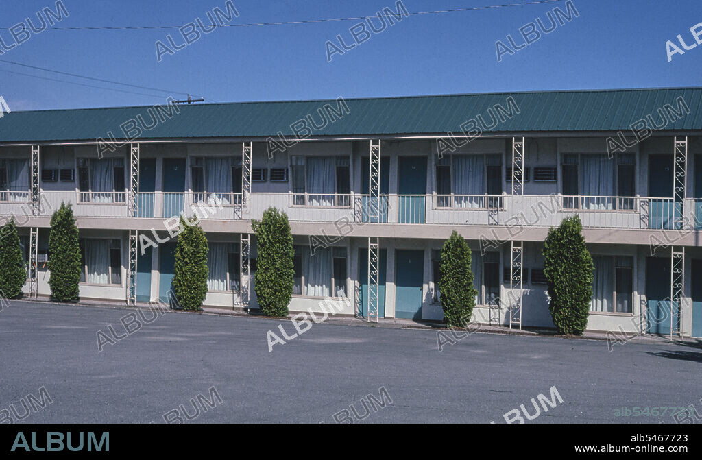 2000s United States -  Sunshine Motel, Kellogg, Idaho 2004 .