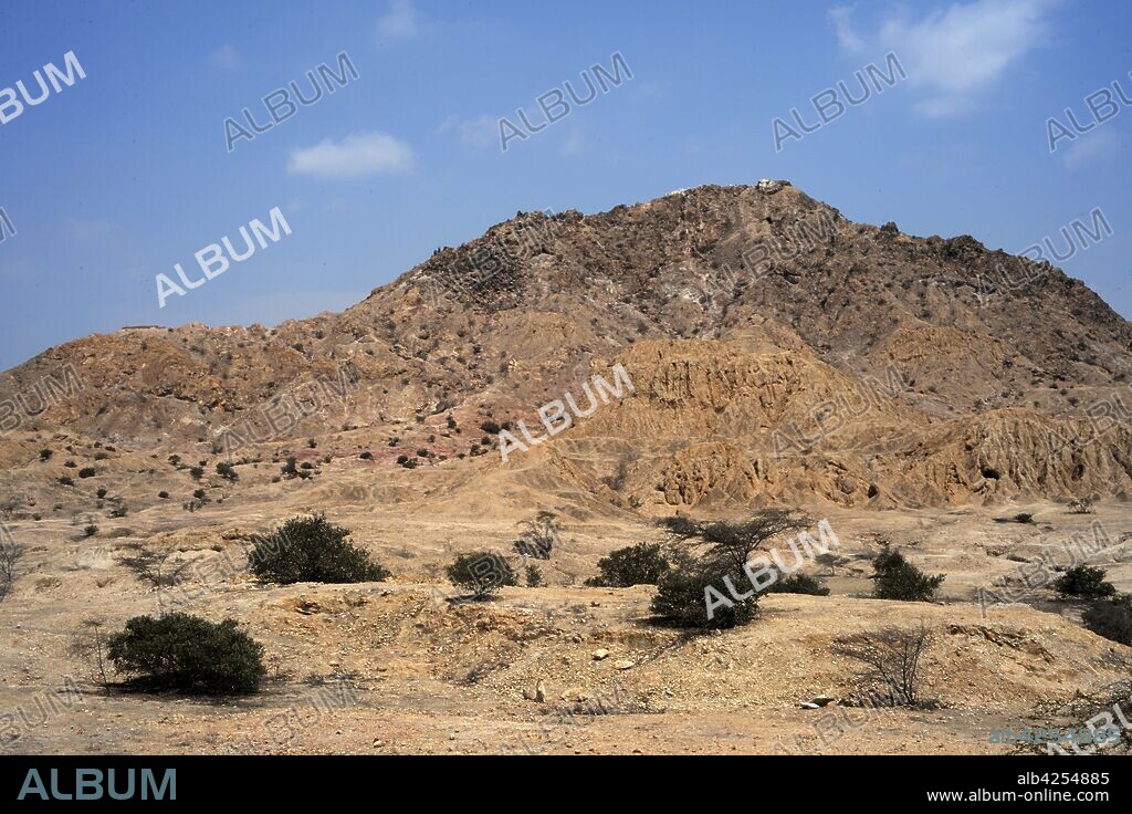 Valle de las Piramides (Valley of the Pyramids), Tucume. Archeological site located 35km north of Chiclayo, Lambayeque, Peru. Formed by the remains of multiple pyramids or Huacas, on Cerro de la Raya. Sican-La,mbayeque Culture Ceremonial and Administrative Center,(1000-1370 AC) later annexed to the Chimu(1370-1470) and then after the Inca(1470-1532). Prehispanoc cultures.