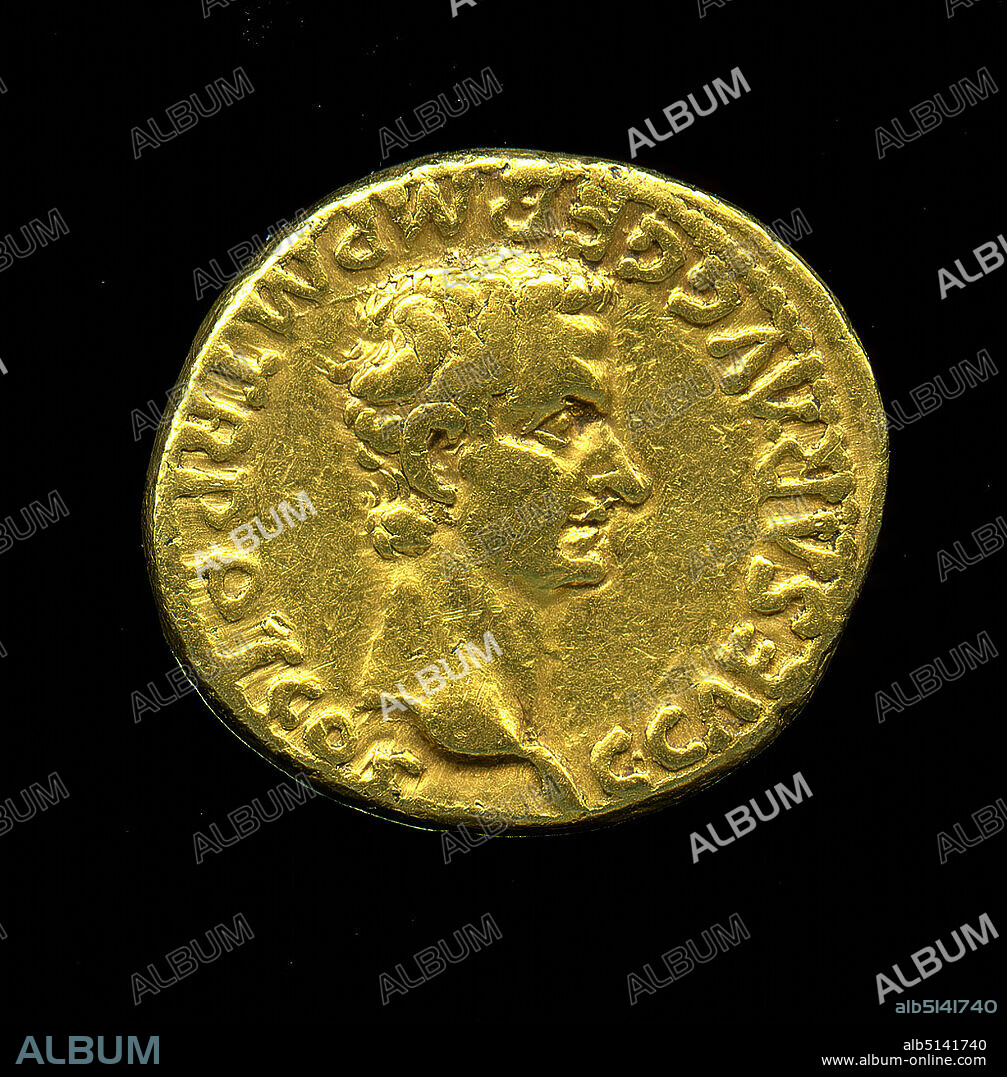 Aureus of Gaius Caesar ('Caligula'), gold, cast, embossed, gold, total: diameter: 2 cm; weight: 7.74 g, inscription: obverse: C CAESAR AVG GERM PM TR POT COS, coins, numismatics, ruler portrait, state portrait, stars, profile (side view), historical person, Latin script, history of Augustus, the Roman emperor, persons of ancient history, head, face, head portrait, Augustus, Roman Empire, emperor, Caligula, Roman antiquity, obverse: head of emperor Caligula to the right, outside pearl circle. The circumferential inscription is C(aius) CAESAR AVG(ustus) GERM(anicus) P(ontifex)M(aximus) TR(ibunicia) POT(estas) CO(n)S(ul) Revers: Head of the emperor Augustus to the right with a halo of rays. between two stars, outside pearl circle. This coin type is very rare and dates back to 37 A.D. The young Caligula, who has just been elevated to the status of emperor, refers directly to the emperor Augustus (ruled 29 B.C. to 14 A.D.), who was elevated among the gods. The coin is an impressive proof of the use of the coins to spread imperial propaganda.