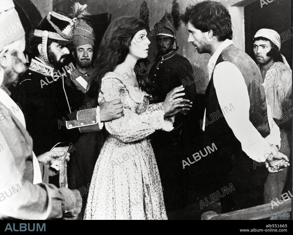 SUSU PECORARO en CAMILA, 1984, dirigida por MARIA LUISA BEMBERG. Copyright GEA/IMPALA.