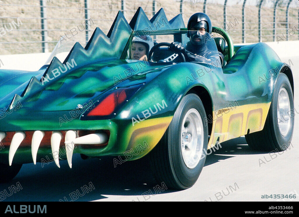 DAVID CARRADINE and SIMONE GRIFFETH in DEATH RACE 2000, 1975, directed by PAUL BARTEL. Copyright NEW WORLD INTERNATIONAL.