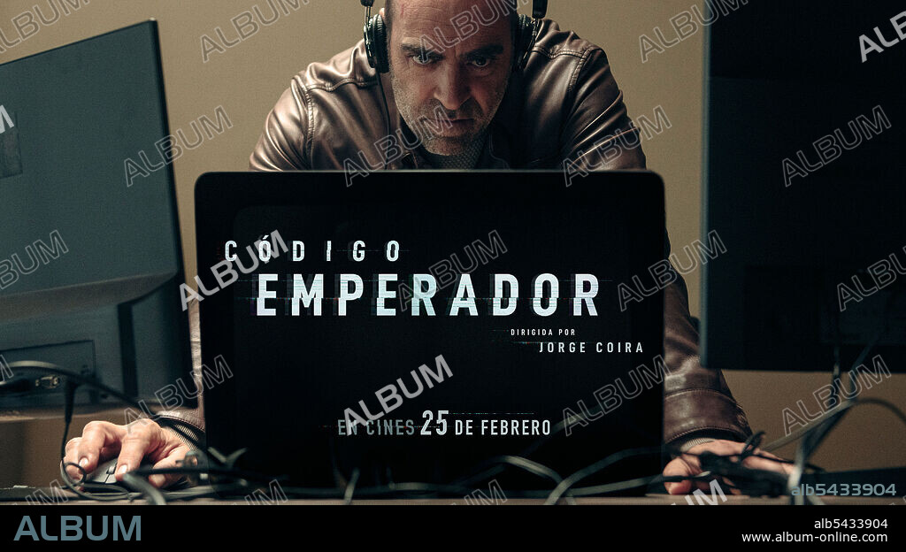 LUIS TOSAR en CODIGO EMPERADOR, 2022, dirigida por JORGE COIRA. Copyright Vaca Films.