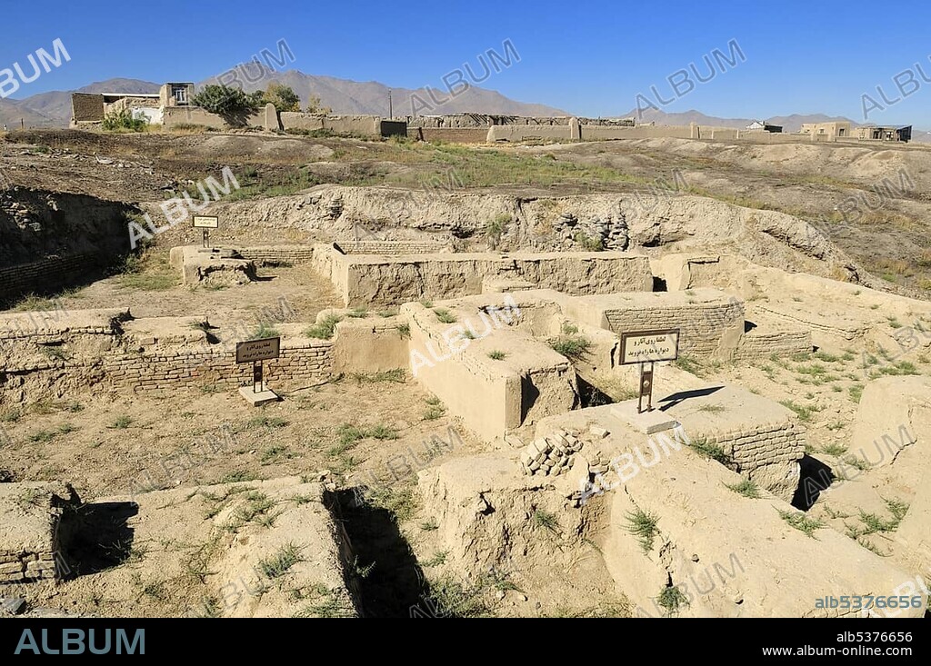 Tappe-e Hekmatane, Ekbatana, Ecbatana archeological site in Hamadan, Hamedan, Iran, Persia, Asia.