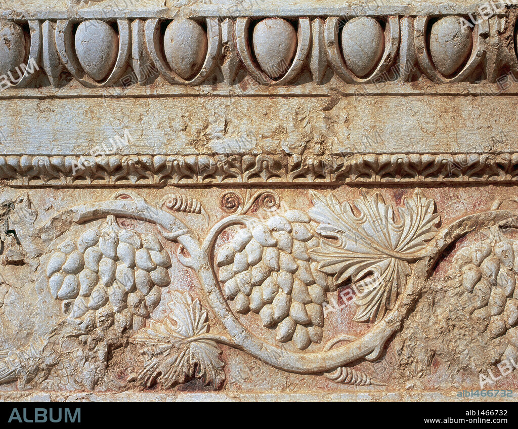Roman Art. Syria. Palmyra. Decorative detail in the monumental arch. 3rd century. Oasis of Tadmor.