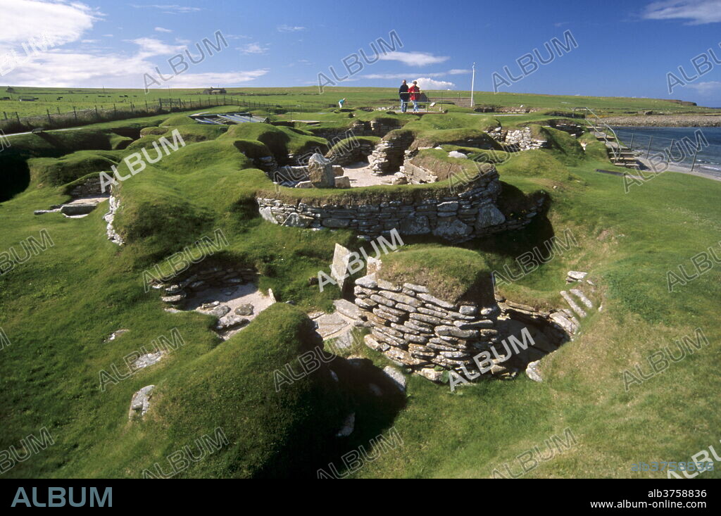 Skara Brae, neolithic village dating from between 3200 and 2200 BC, UNESCO World Heritage Site, Mainland, Orkney Islands, Scotland, United Kingdom, Europe.