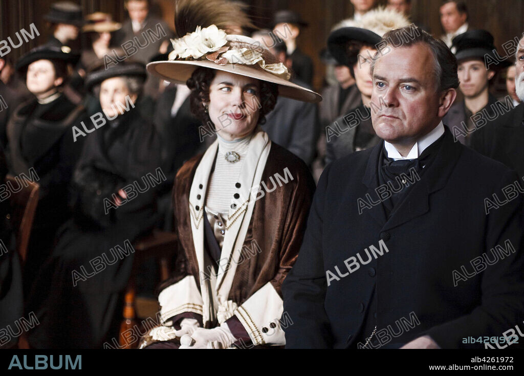 ELIZABETH McGOVERN und HUGH BONNEVILLE in DOWNTON ABBEY, 2010, unter der Regie von JULIAN FELLOWES. Copyright CARNIVAL FILMS. Season 1  Episodie 2.
