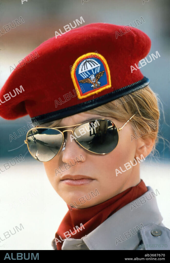 GOLDIE HAWN en LA RECLUTA BENJAMÍN, 1980 (PRIVATE BENJAMIN), dirigida por HOWARD ZIEFF. Copyright WARNER BROTHERS.