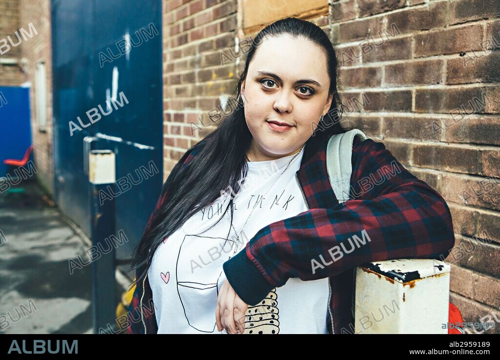 SHARON ROONEY in MY MAD FAT DIARY, 2013, directed by ALEX WINCKLER. Copyright TIGER ASPECT PRODUCTIONS.