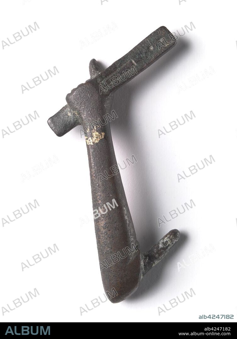 Bronze Mount from a "Shawabty Bundle": Arm with Scribe's Palette, c. 1336-1256 BC. Egypt, Thebes, Wadi Qubbanet el-Qirud, New Kingdom, Late Dynasty 18 or early Dynasty 19. Bronze with traces of gilding; overall: 4.9 cm (1 15/16 in.).