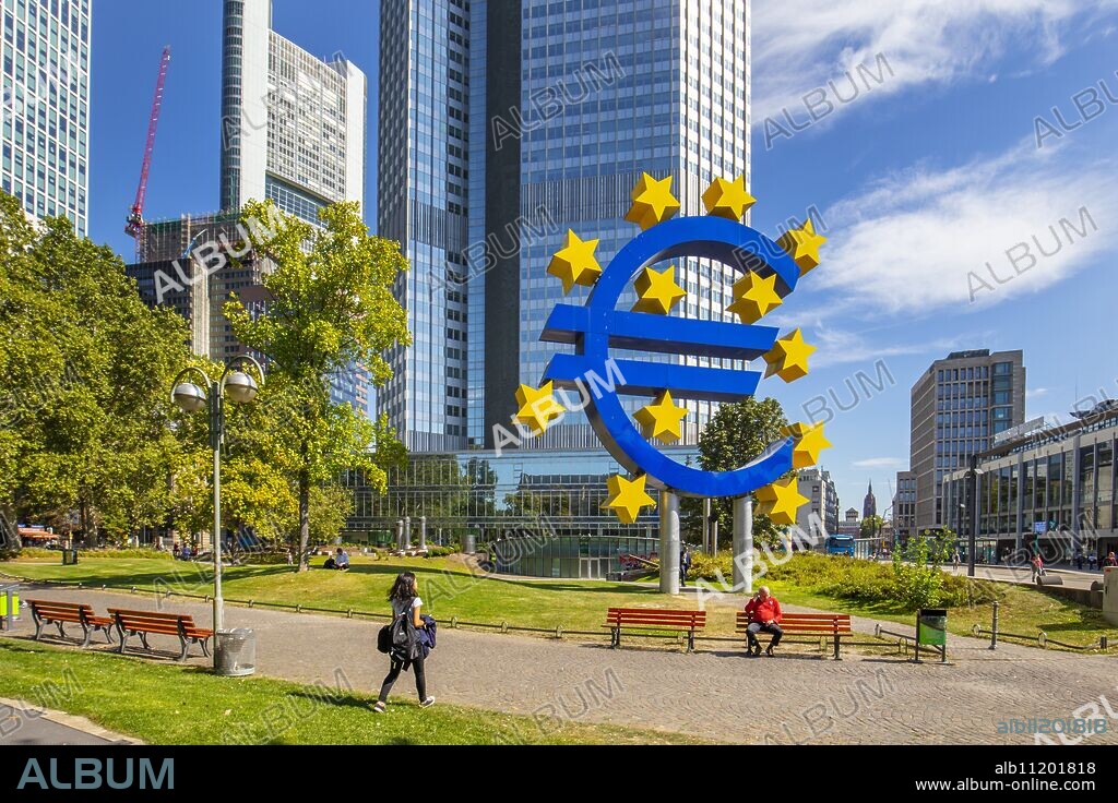 Weissfrauenstrasse, Frankfurt am Main, Hesse, Germany, Europe.