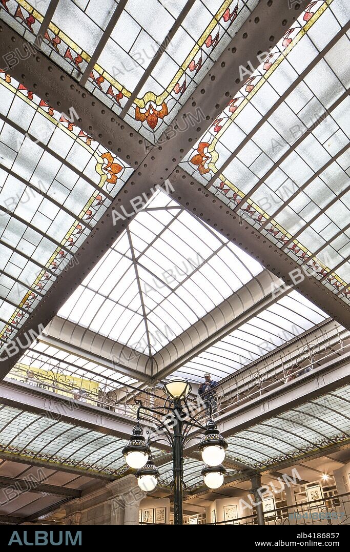 Waucquez Stores, 20 Rue des Sables, Brussels, Belgium, c2014-2017. Victor Horta: 1906.