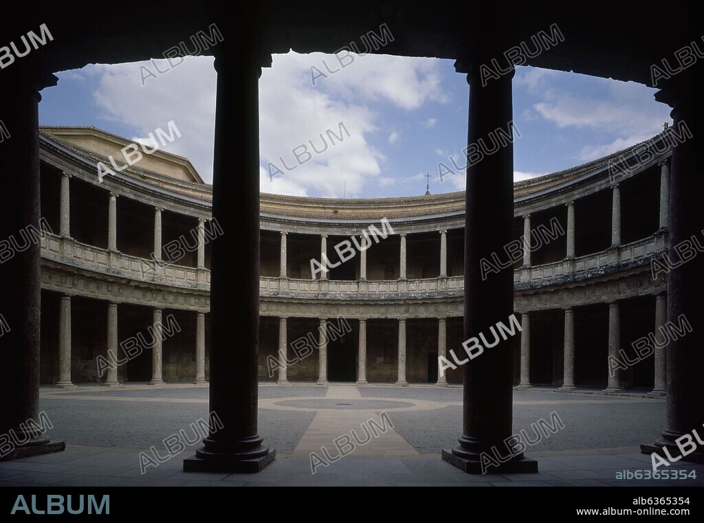 PEDRO MACHUCA. PATIO DEL PALACIO DE CARLOS V - SIGLO XVI - RENACIMIENTO ESPAÑOL.
