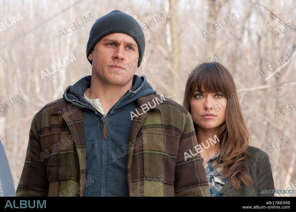 CHARLIE HUNNAM and OLIVIA WILDE in DEADFALL, 2012, directed by STEFAN RUZOWITZKY. Copyright 2929 ENTERTAINMENT.