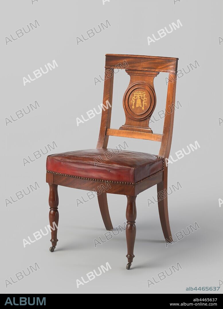 Two chairs, Chair inlaid with image of Chinese gong, Made for the 'Grande Galerie' in the Palace in Brussels of the Prince of Orange, later King Willem II., Pierre Félix van Doren, Brussels, 1828, mahogany (wood), maple (wood), wood (plant material), inlay (process), h 89 cm.
