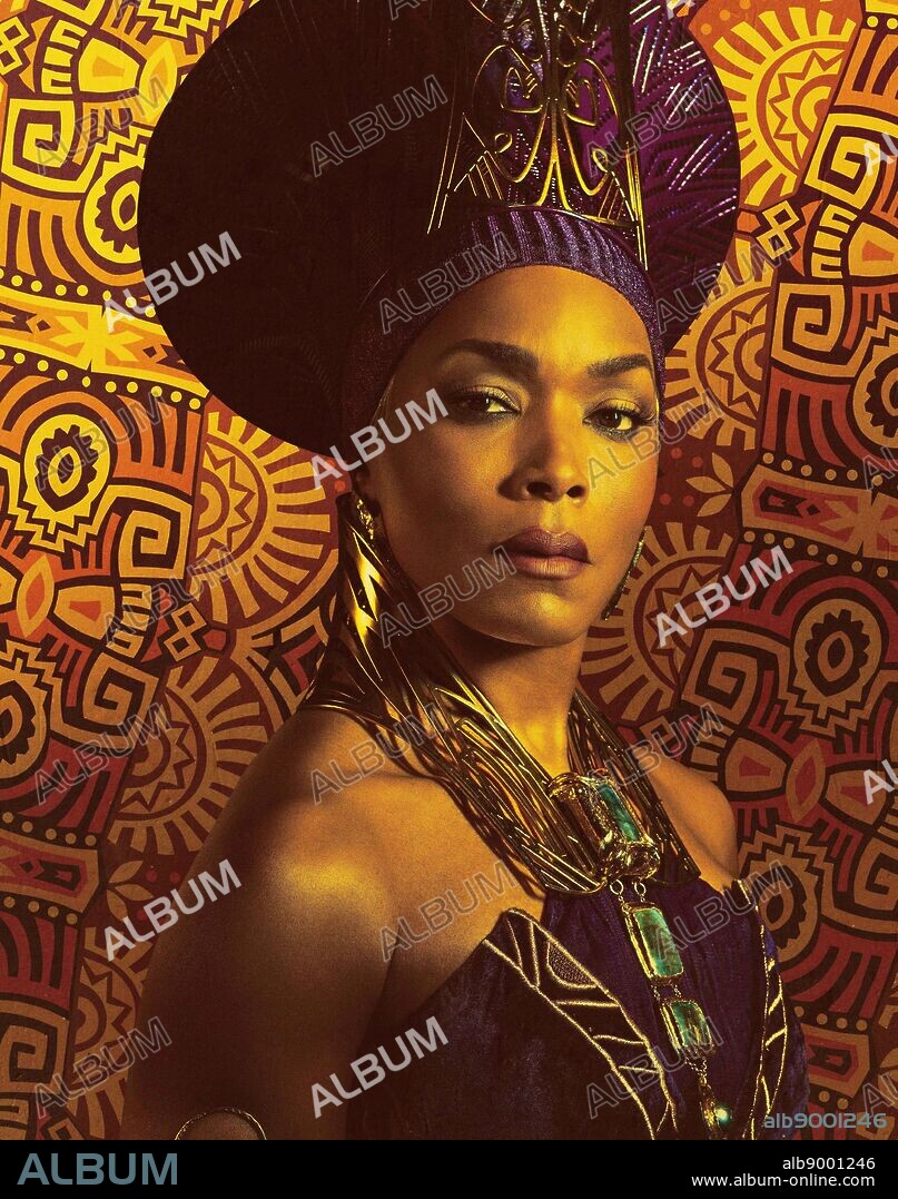 ANGELA BASSETT in BLACK PANTHER: WAKANDA FOREVER, 2022, directed by RYAN COOGLER. Copyright MARVEL STUDIOS/WALT DISNEY PICTURES.