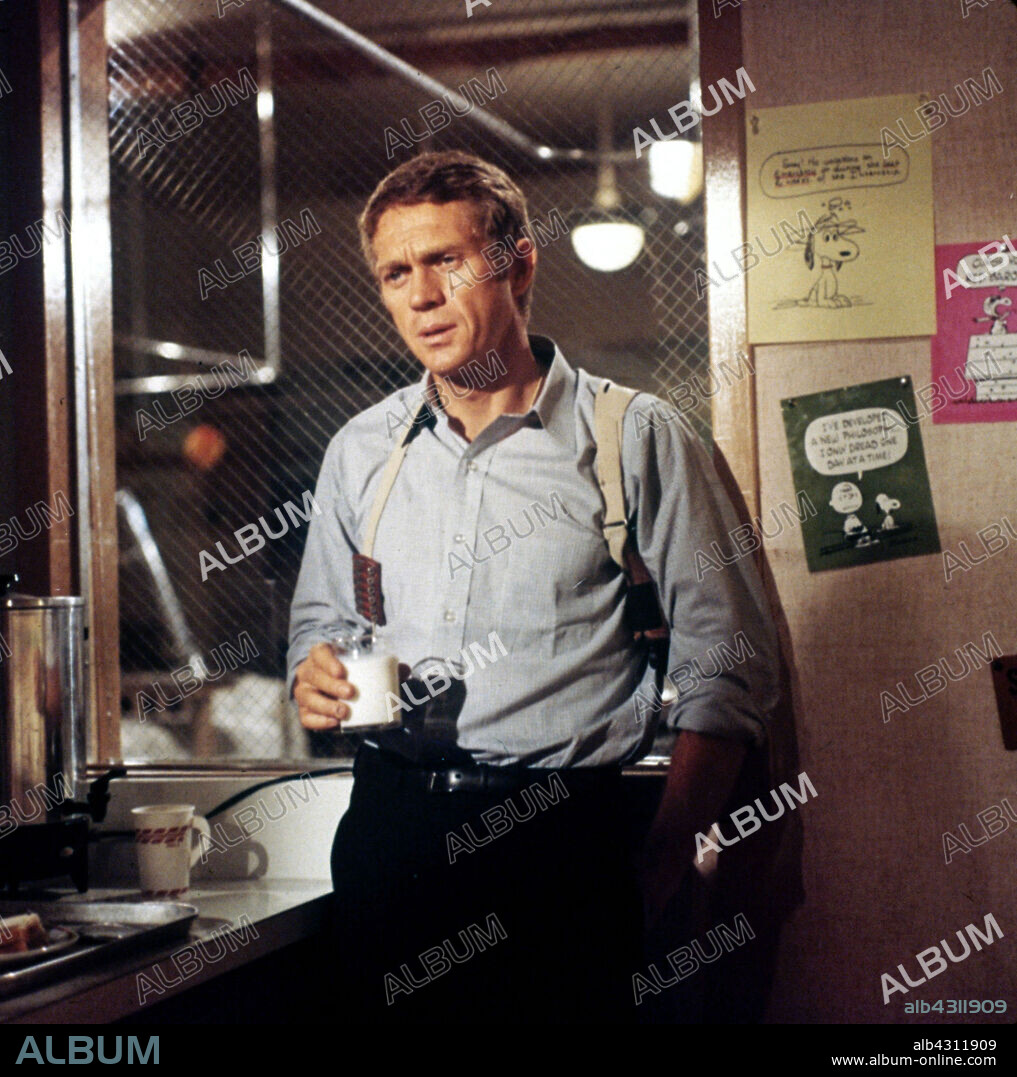 STEVE MCQUEEN en BULLIT, 1968 (BULLITT), dirigida por PETER YATES. Copyright WARNER BROTHERS.