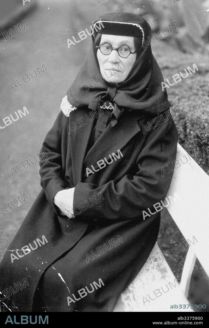 ANONYM. Ketevan Geladze (Ekaterina Geladze), the mother of Joseph Stalin.