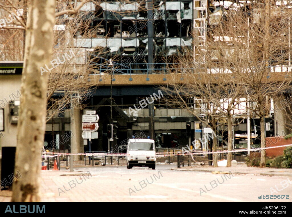 Photograph taken during the aftermath of the London Docklands bombing. The London Docklands bombing (also known as the South Quay bombing or erroneously referred to as the Canary Wharf bombing) occurred on 9 February 1996, when the Provisional Irish Republican Army (IRA) detonated a powerful truck bomb in South Quay (which is outside Canary Wharf)..