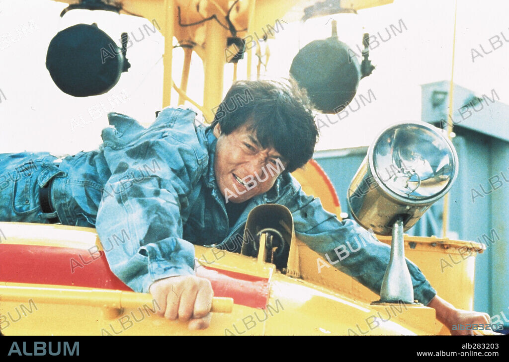 JACKIE CHAN en DURO DE MATAR, 1995 (HONG FAAN KUI), dirigida por STANLEY TONG. Copyright NEW LINE CINEMA.