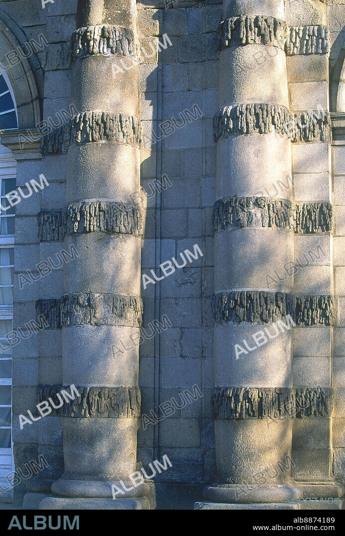 SACHETTI GIOVANNI BATTISTA. FACHADA OCCIDENTAL DEL PALACIO REAL - DETALLE DE LAS COLUMNAS.