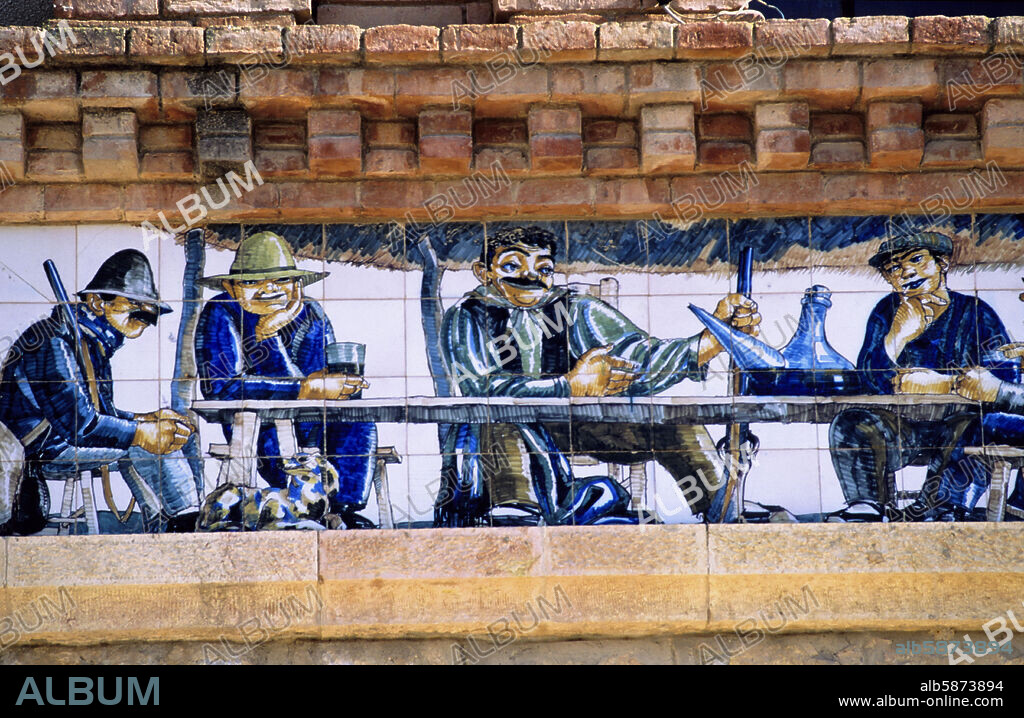 El Pinell de Brai, mosaico del "celler" / bodega modernista (1922) (Terra Alta).
