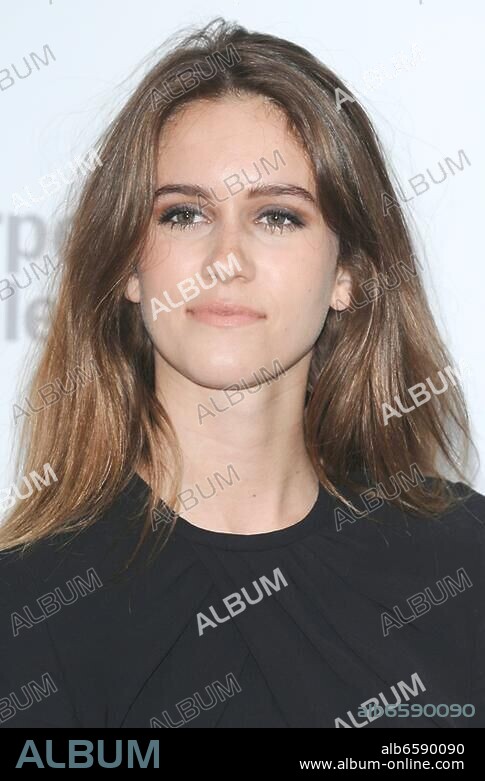Sunday Girl alias Jade Williams: Die britische Saengerin bei der Sommer Party 2011 vor der Serpentine Gallery Hyde Park am 29.06.2011 in London| |!! DIESES FOTO DARF AUSSCHLIESSLICH IN DEUTSCHLAND VER.