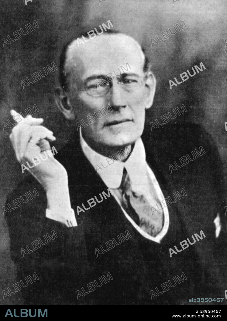 William John Locke (1863-1930), British novelist and short story writer, early 20th century.