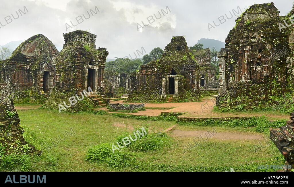 My Son Group of temples, UNESCO World Heritage Site, Vietnam, Indochina, Southeast Asia, Asia.
